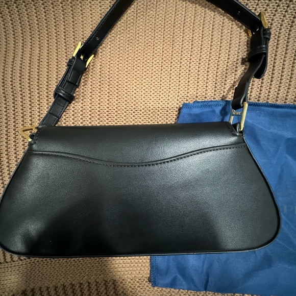 PRADA Leather shoulder bag - Picture 5 of 12